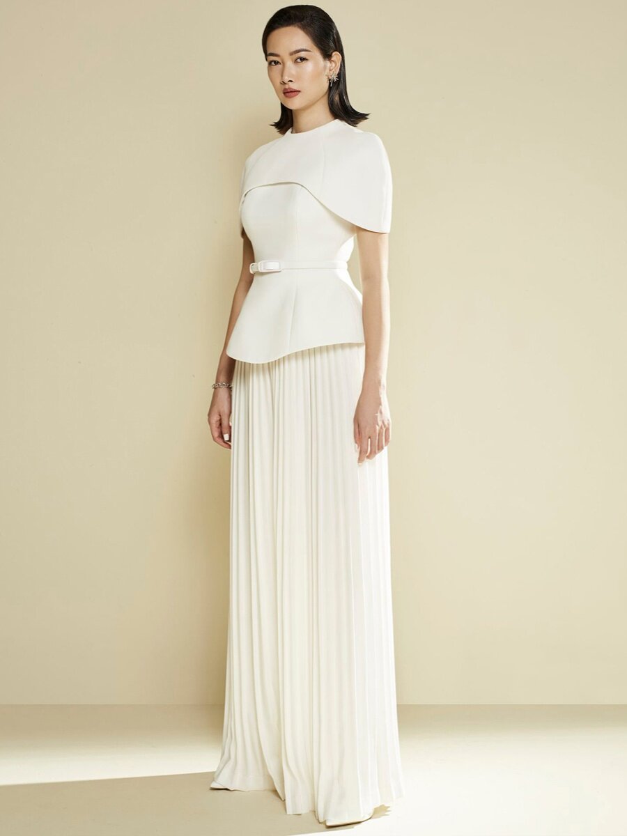 Elegant white design suit