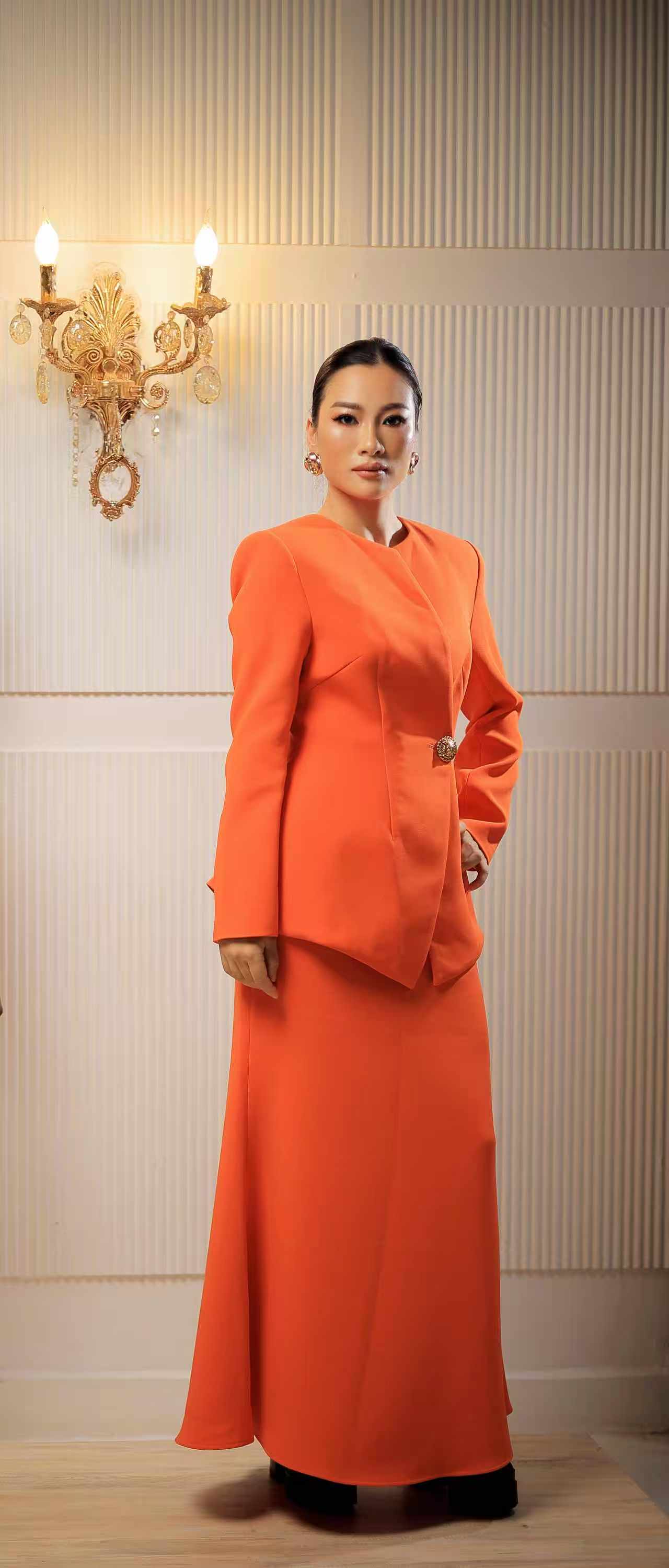 Premium Orange Suit