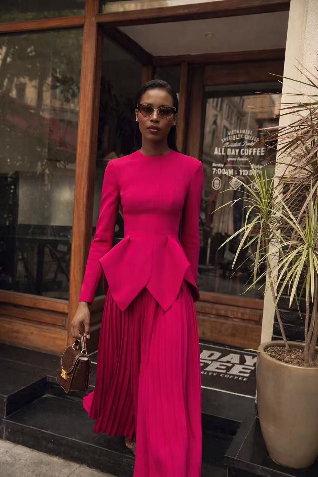 Rose red&white fashionable pleated suit